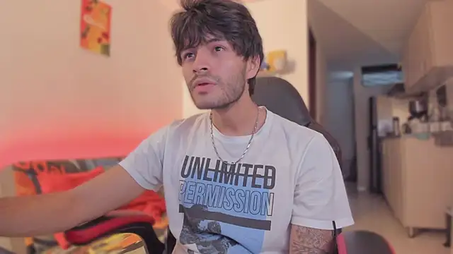 justin stark7 online show from November 12, 9:25 pm