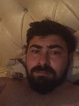 Snapshot of eminrehi chatting on July 13, 4:04 am eminrehi online show from July 13, 4:04 am