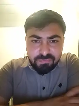 Snapshot of eminrehi chatting on July 25, 11:46 pm eminrehi online show from July 25, 11:46 pm