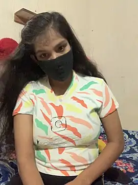 hottiess69 online show from September 20, 3:46 pm