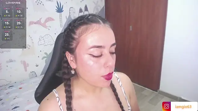 Georgina 1t online show from February 20, 11:53 am