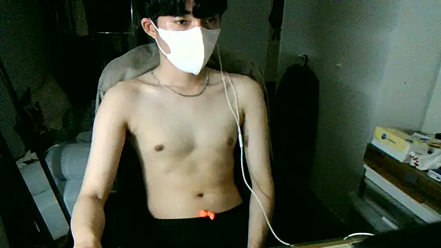 Snapshot of max5388 chatting on May 24, 4:45 pm max5388 online show from May 24, 4:45 pm