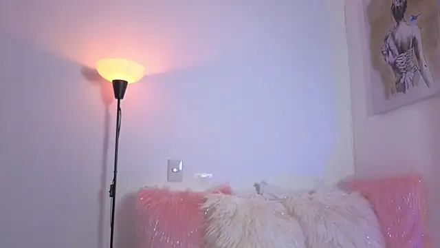 Snapshot of Cristel_Boom chatting on July 19, 9:51 pm Cristel Boom online show from July 19, 9:51 pm