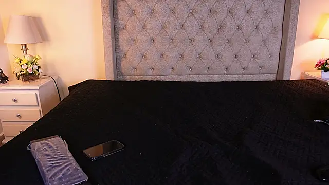 Snapshot of allisson_m chatting on June 8, 12:05 pm allisson m online show from June 8, 12:05 pm