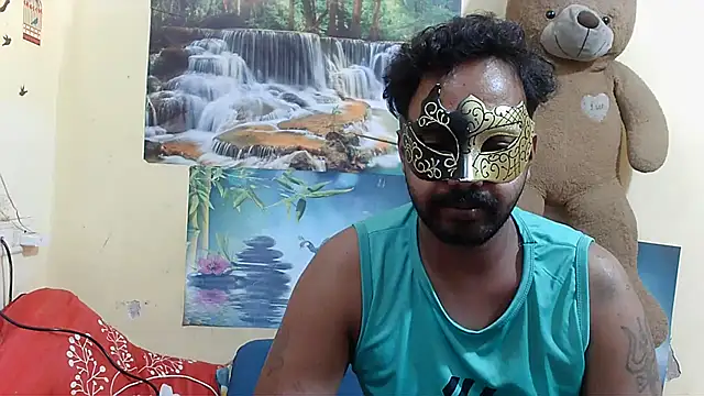 Snapshot of Cutehornycouples chatting on December 23, 6:16 pm Cutehornycouples online show from December 23, 6:16 pm