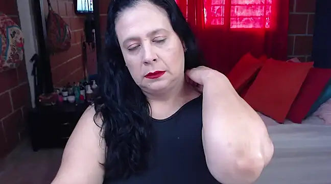 karlaton1977 online show from February 6, 9:06 pm