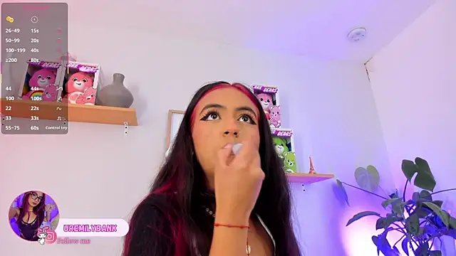 emily bank online show from October 30, 7:36 pm