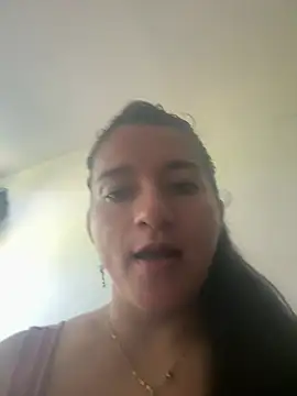 Emelyross  online show from August 1, 7:13 pm