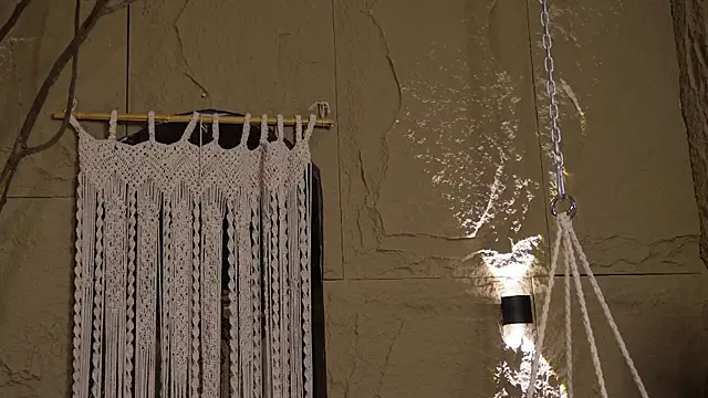 Snapshot of Logan_Varela chatting on September 9, 11:10 am Logan Varela online show from September 9, 11:10 am