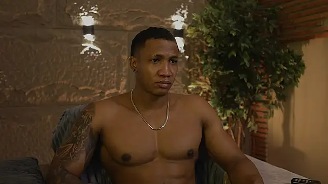 Snapshot of Logan_Varela chatting on October 7, 1:08 pm Logan Varela online show from October 7, 1:08 pm