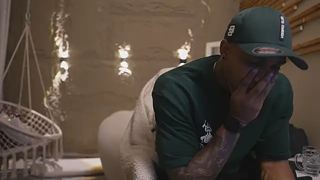 Logan Varela online show from March 1, 3:25 pm