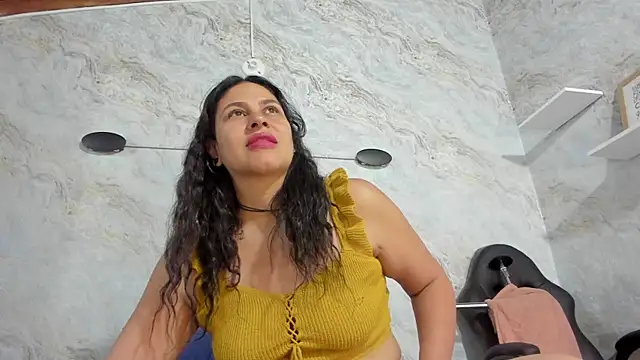 Snapshot of hari_lissaw chatting on January 17, 3:01 am hari lissaw online show from January 17, 3:01 am