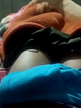 Snapshot of rjxraj chatting on February 8, 4:21 pm rjxraj online show from February 8, 4:21 pm