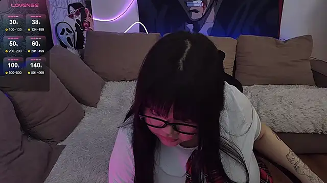 Snapshot of LeyaKan chatting on January 11, 7:16 pm LeyaKan online show from January 11, 7:16 pm