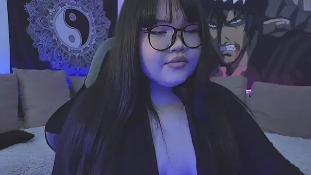 Snapshot of LeyaKan chatting on January 24, 6:57 am LeyaKan online show from January 24, 6:57 am