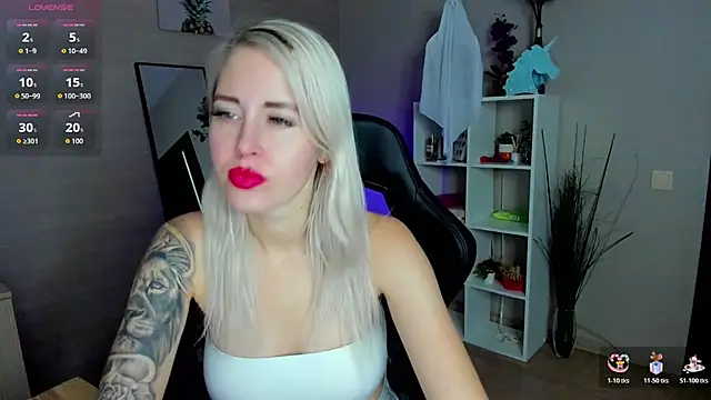 Mermaid N online show from November 12, 1:39 am