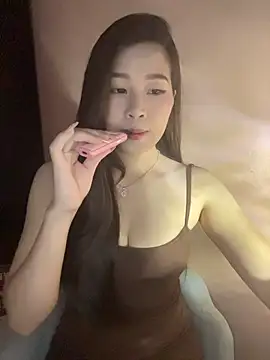 Snapshot of Bae1103 chatting on June 25, 3:28 am Bae1103 online show from June 25, 3:28 am