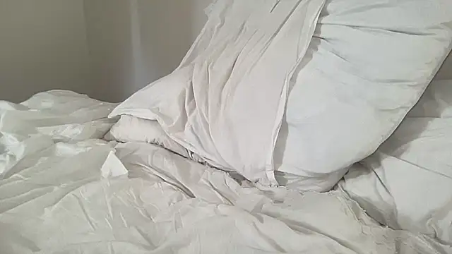 Snapshot of NikoKock chatting on February 25, 5:52 am NikoKock online show from February 25, 5:52 am