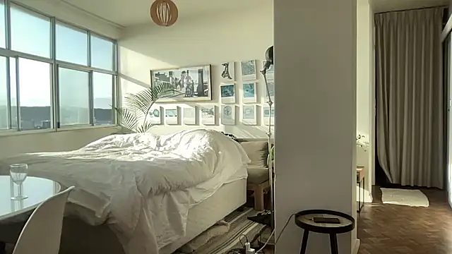 Snapshot of NikoKock chatting on March 5, 5:29 am NikoKock online show from March 5, 5:29 am