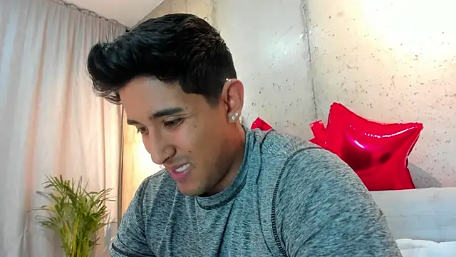 Snapshot of Alan_greek_1 chatting on February 16, 12:41 am Alan greek 1 online show from February 16, 12:41 am
