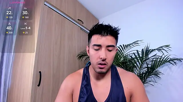 Snapshot of Alan_greek_1 chatting on October 18, 11:00 am Alan greek 1 online show from October 18, 11:00 am