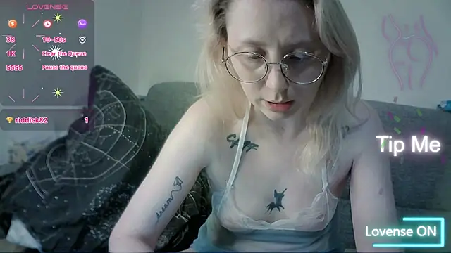 NaozuQAce online show from June 2, 5:59 pm