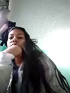 Tiphanydirty3 online show from February 6, 10:21 pm