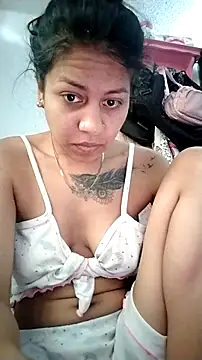 Tiphanydirty3 online show from March 6, 5:20 pm