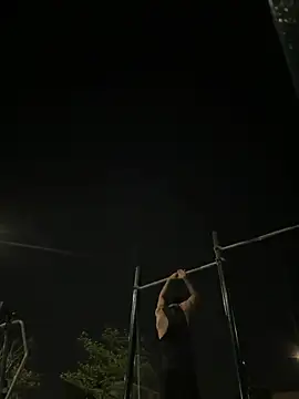 dominic smith  online show from February 18, 4:04 am