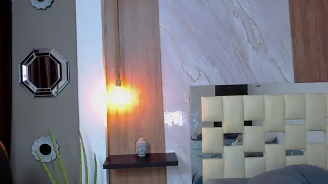 dominic smith  online show from March 23, 3:21 am