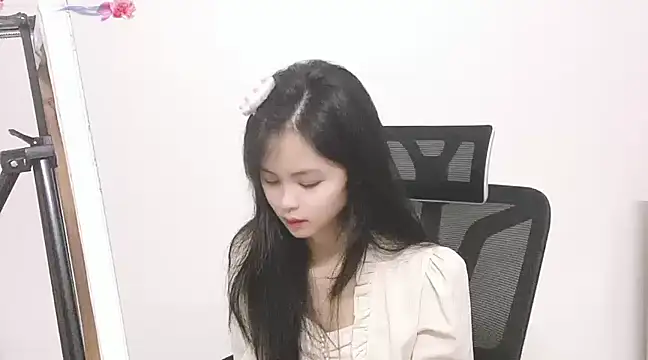 ---MIA--- online show from February 28, 8:20 am