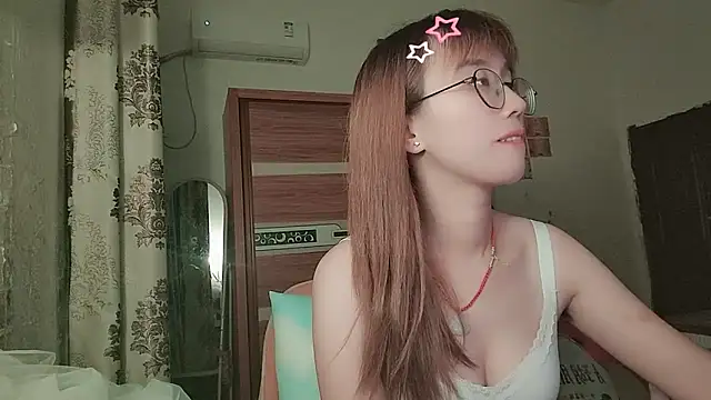 Lili 666 online show from August 4, 5:48 pm