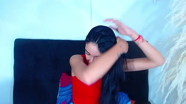 Snapshot of srta_luciana chatting on June 1, 12:07 pm srta luciana online show from June 1, 12:07 pm
