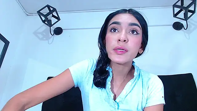 Snapshot of srta_luciana chatting on July 28, 6:20 pm srta luciana online show from July 28, 6:20 pm