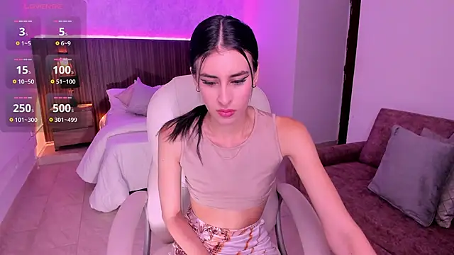 Snapshot of karlaa_james chatting on September 20, 11:00 am karlaa james online show from September 20, 11:00 am