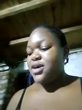 Snapshot of Sexymamibo chatting on March 18, 8:37 pm Sexymamibo online show from March 18, 8:37 pm