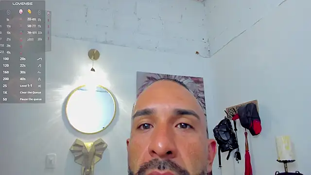 mr maik online show from February 12, 9:31 am