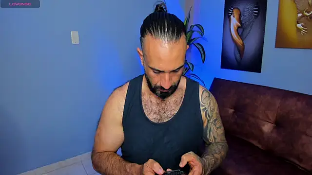 mr maik online show from October 3, 2:30 am