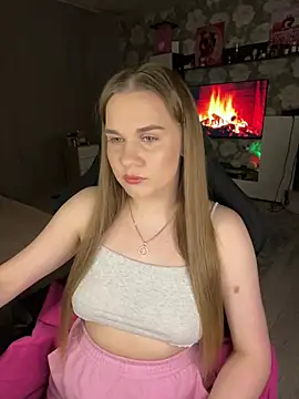 Lexi noah online show from February 6, 8:13 pm