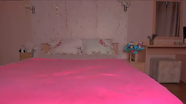 Jeanne Williams online show from March 1, 2:57 am