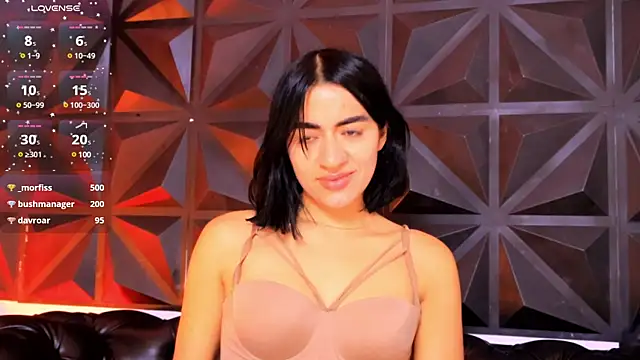 Snapshot of KasiaNoir_ chatting on January 9, 11:02 pm KasiaNoir online show from January 9, 11:02 pm