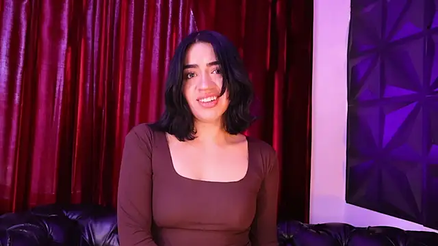 KasiaNoir  online show from June 27, 1:28 pm