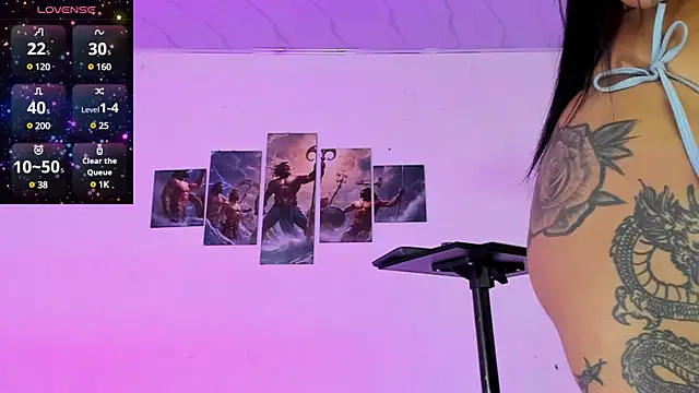 Snapshot of filletatouee chatting on December 20, 10:43 pm filletatouee online show from December 20, 10:43 pm