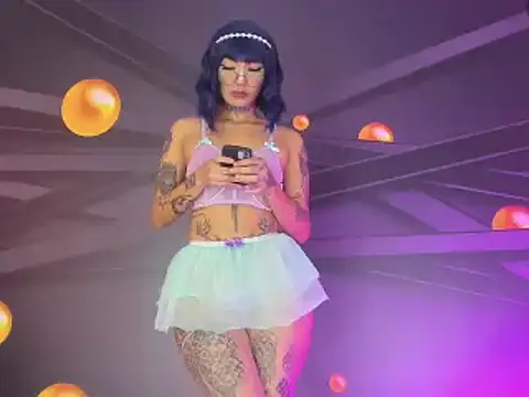 Snapshot of filletatouee chatting on February 3, 11:26 pm filletatouee online show from February 3, 11:26 pm