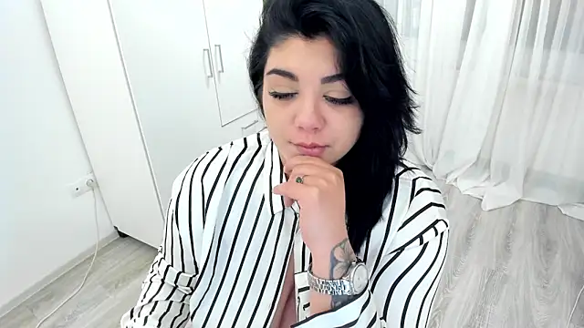 SpiceCarla online show from January 10, 12:59 am