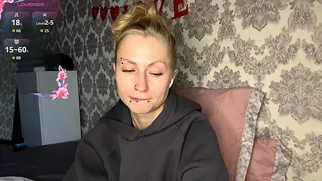 MarthaGees online show from September 12, 4:23 am