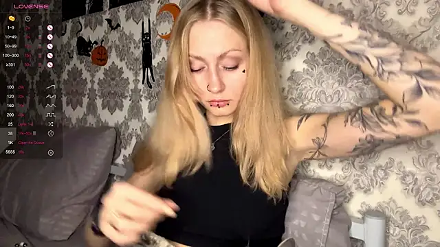 MarthaGees online show from November 1, 3:25 pm