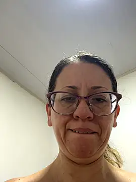 Snapshot of miss_hanna07 chatting on October 7, 11:18 am miss hanna07 online show from October 7, 11:18 am