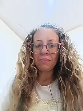 Snapshot of miss_hanna07 chatting on November 23, 6:08 pm miss hanna07 online show from November 23, 6:08 pm