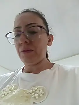 Snapshot of miss_hanna07 chatting on November 28, 8:00 pm miss hanna07 online show from November 28, 8:00 pm